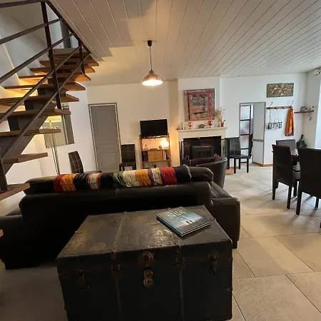 Charmante Maison Oleronnaise Avec Jardin, 3 Chambres, Centre Bourg, Proche Plage, Parking Prive. - Fr-1-246a-130 *