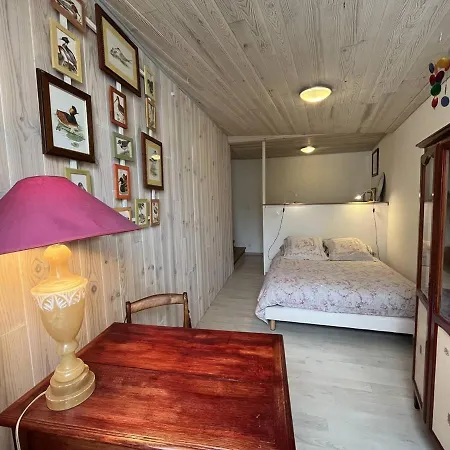 Holiday home Charmante Maison Oleronnaise Avec Jardin, 3 Chambres, Centre Bourg, Proche Plage, Parking Prive. - Fr-1-246a-130 Saint-Georges-d'Oleron